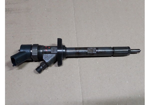 Форсунка дизельна Peugeot, 406, 607, 807, Citroen, C5, C8, 2.2 HDi, 0445110036, 9637277980 *